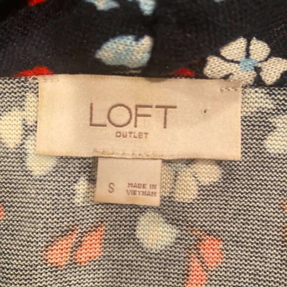 Ladies LOFT Navy with Red and White Accent Cross Front Pullover Shirt Size Small - Picture 5 of 6